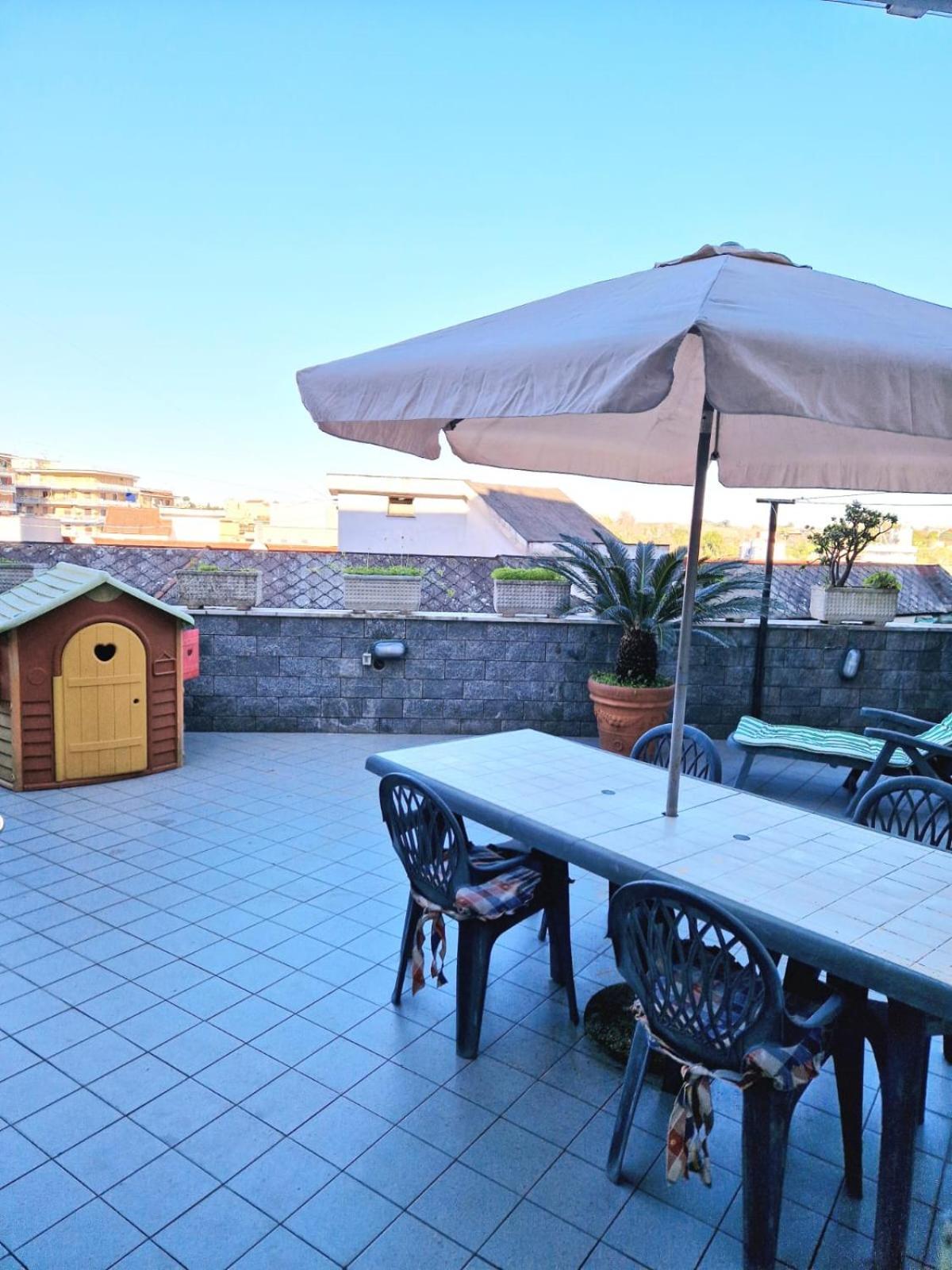 Fuga A Napoli Apartment Bagian luar foto