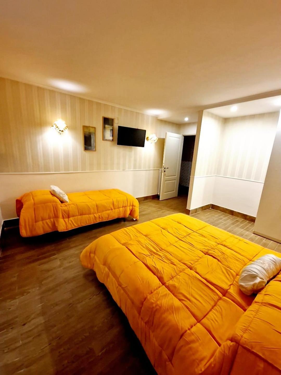 Fuga A Napoli Apartment Bagian luar foto
