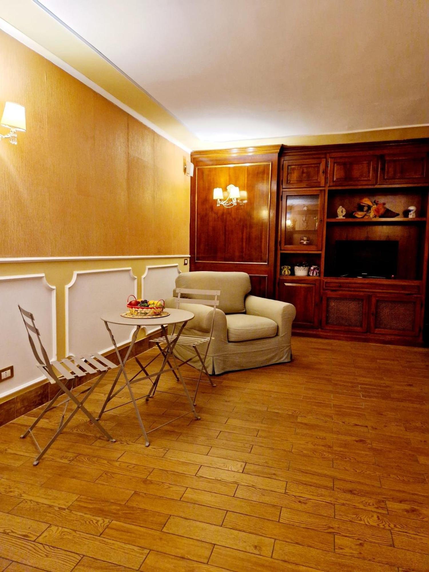 Fuga A Napoli Apartment Bagian luar foto